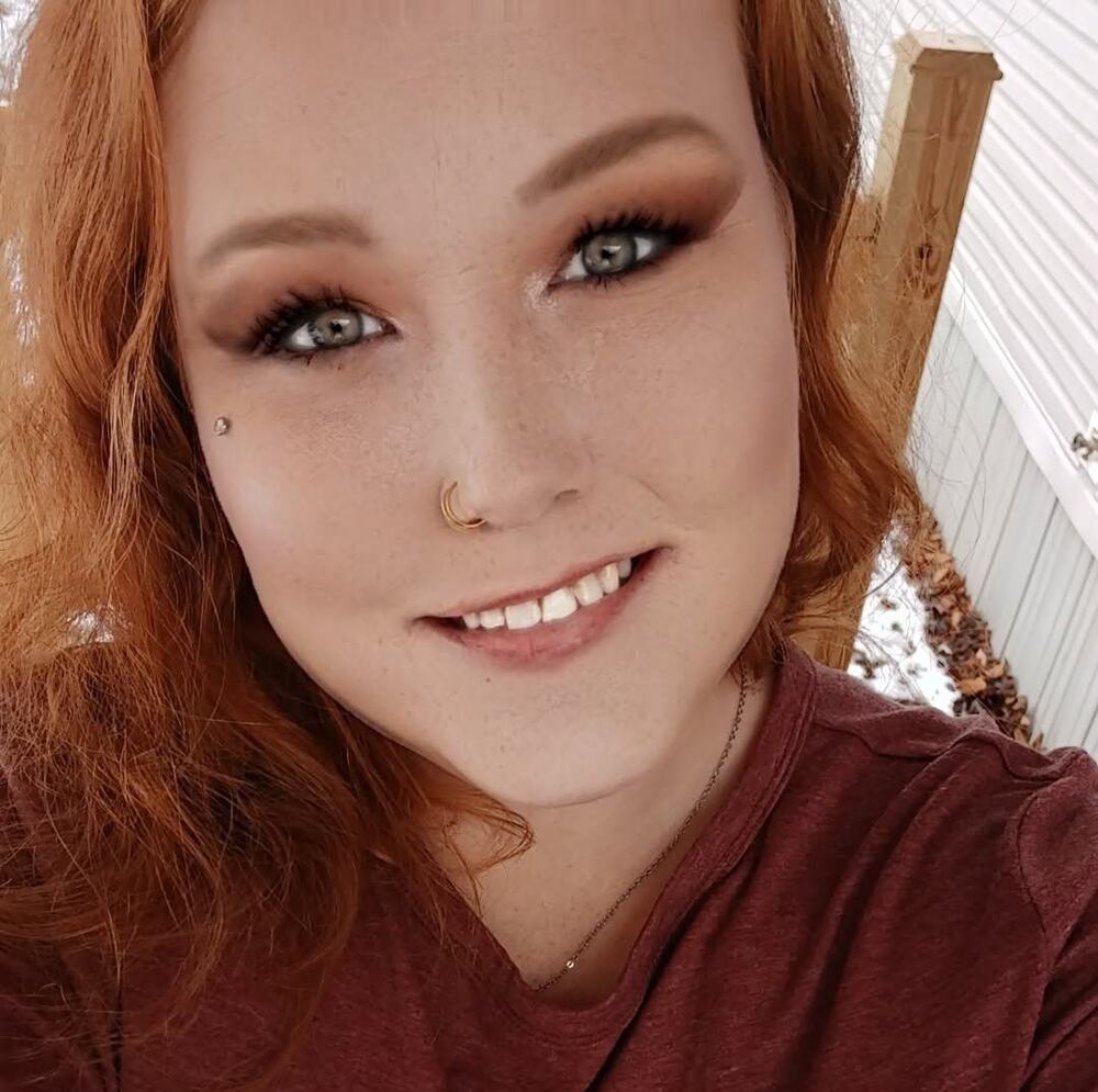 Meet your Posher, Gloria